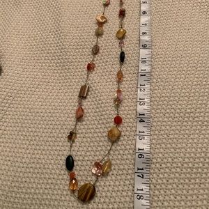 Long necklace with different stones